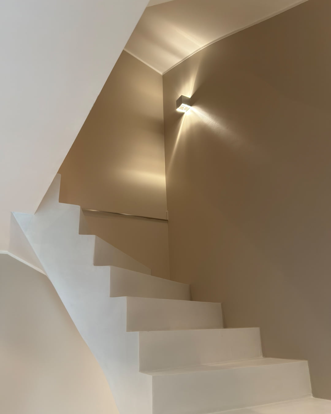 beton_cire_treppe_weiss_betonkonzept